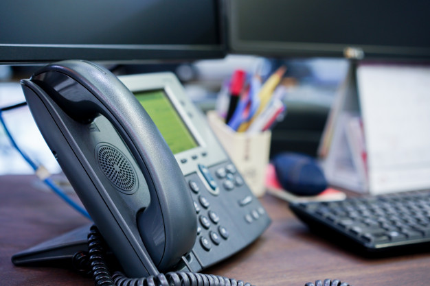 How VOIP Phone Service For Small Business Can Be Used to Benefit Remote Workers